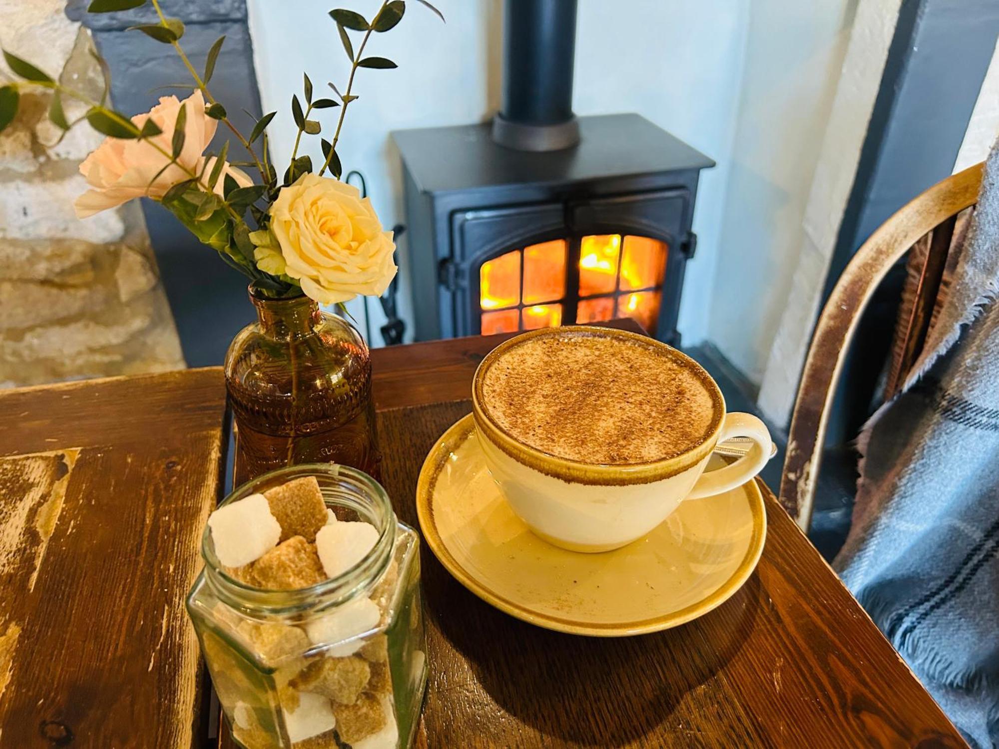 เดอะ คิงส์ อาร์ม Hotel Stow-on-the-Wold ภายนอก รูปภาพ